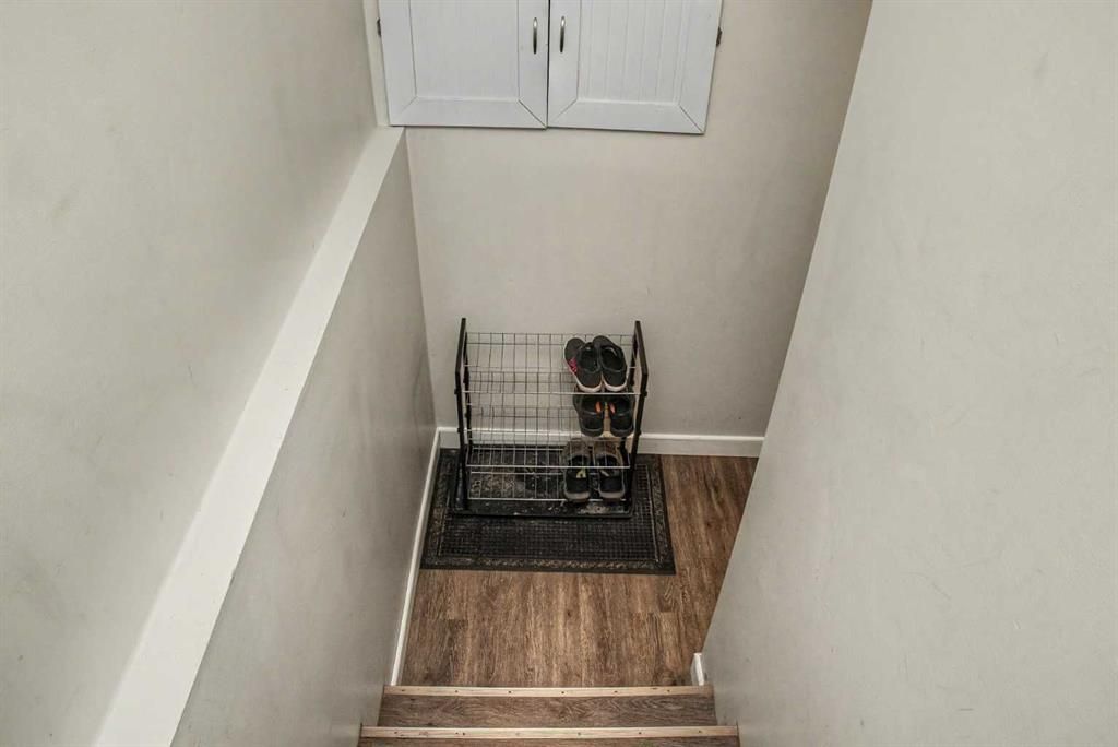 10720 88B Street  - Photo 24