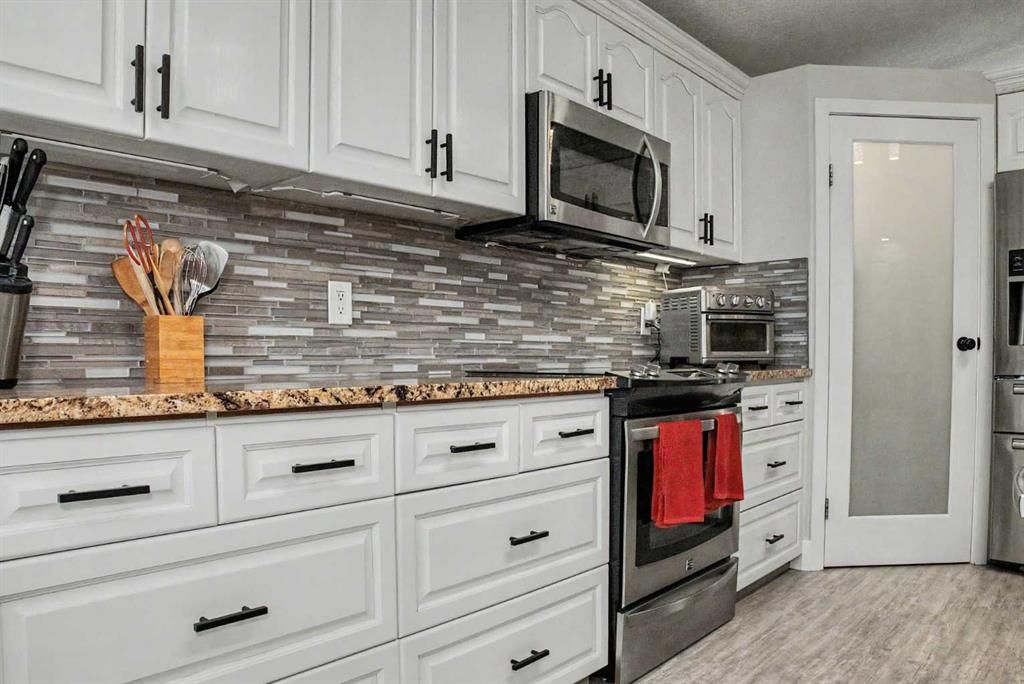 10720 88B Street - Photo 4