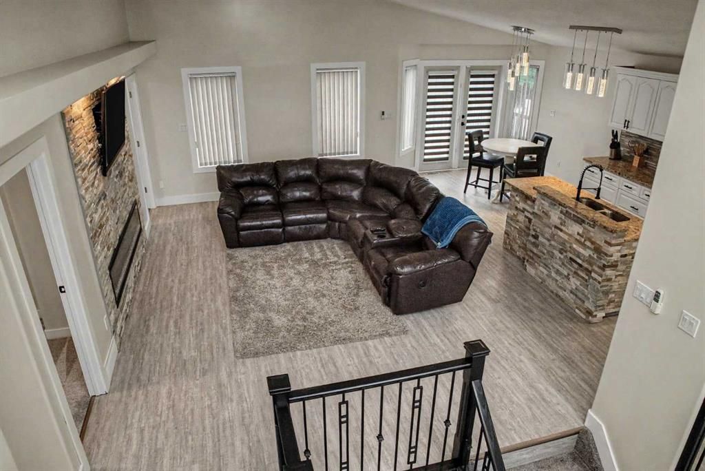 10720 88B Street  - Photo 6