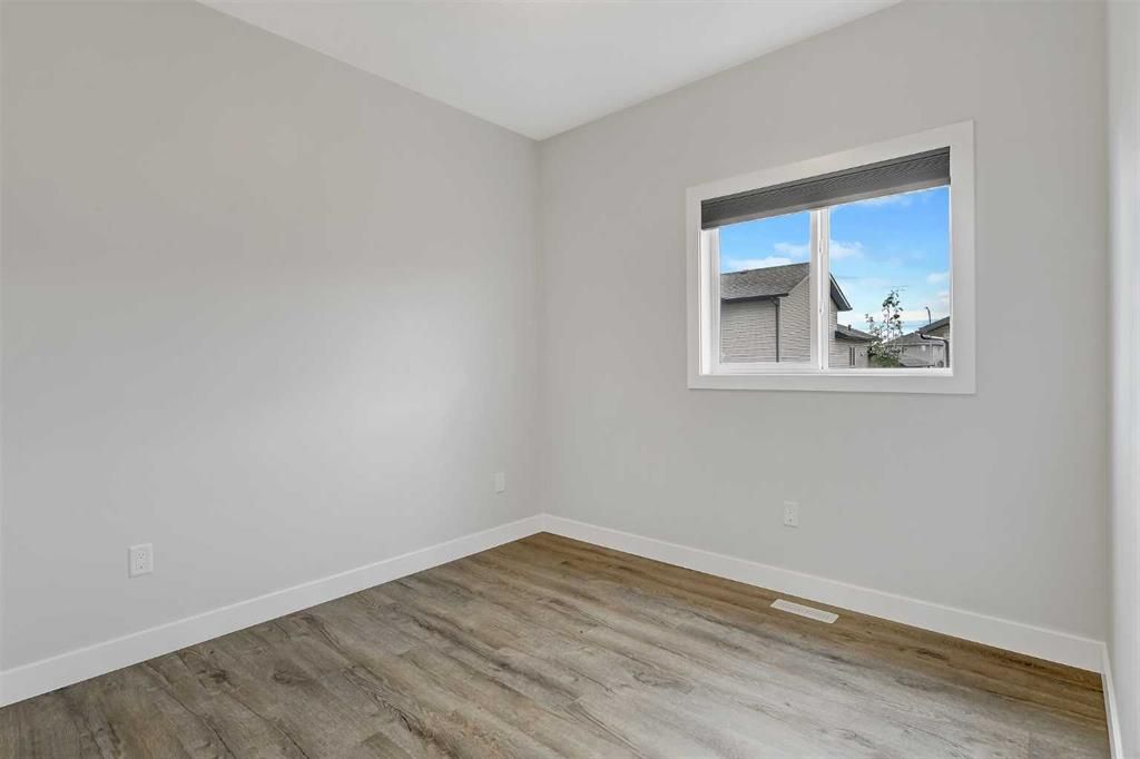 8506 87 Street  - Photo 12