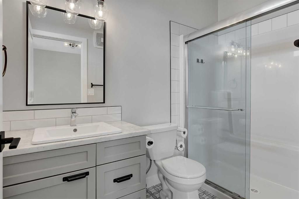 8506 87 Street  - Photo 28