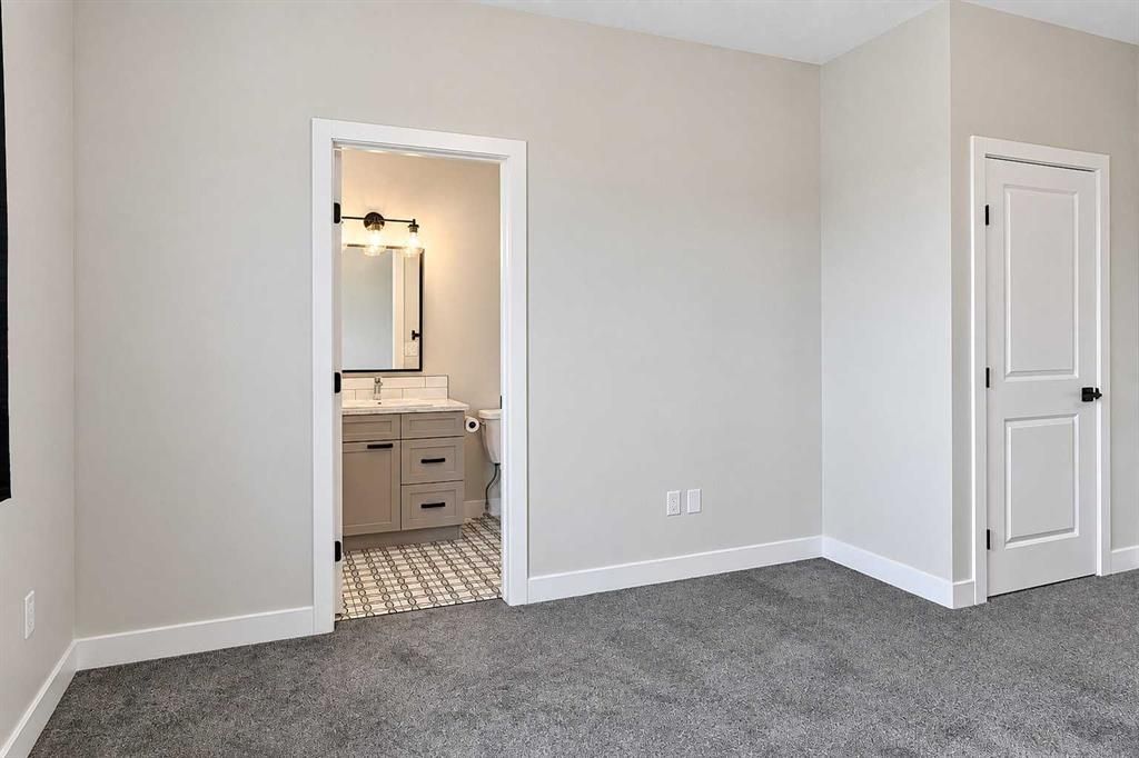 8506 87 Street - Photo 4