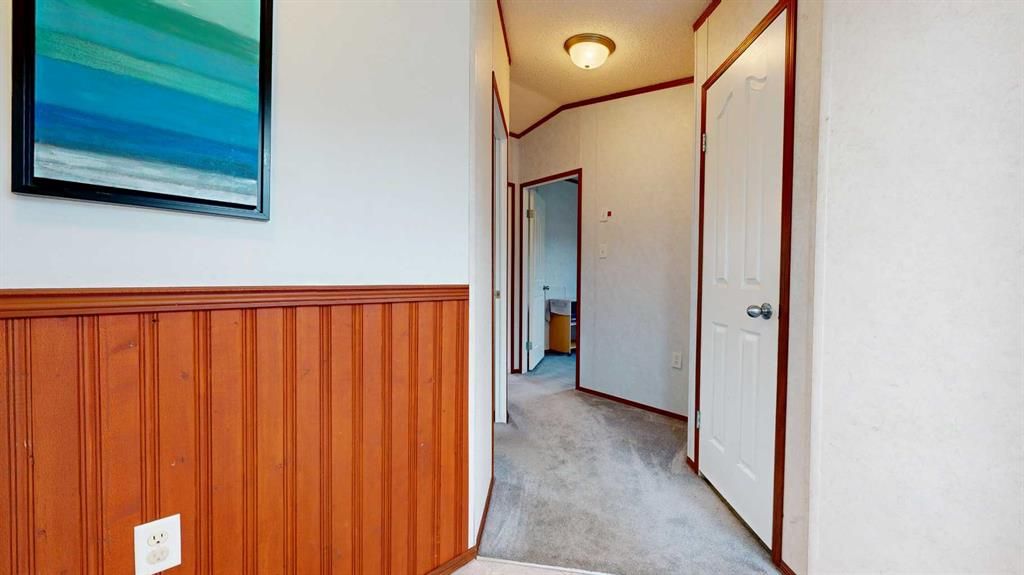 8809 91 Street  - Photo 19