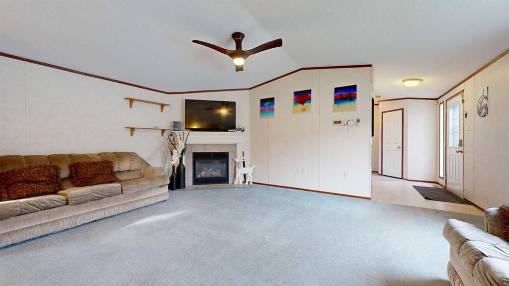 8809 91 Street  - Photo 3