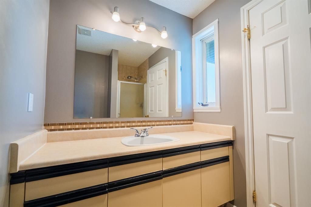 10109 89 Street  - Photo 28