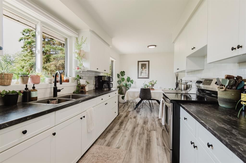 10415 111 Avenue  - Photo 9