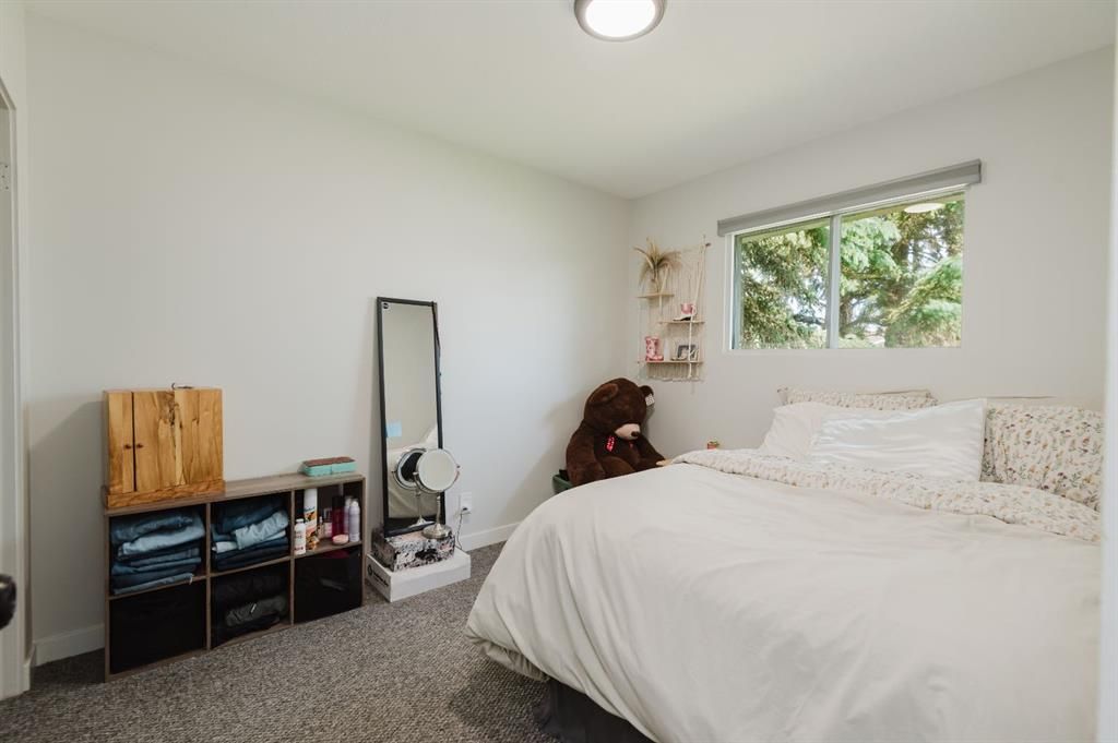 10415 111 Avenue  - Photo 15