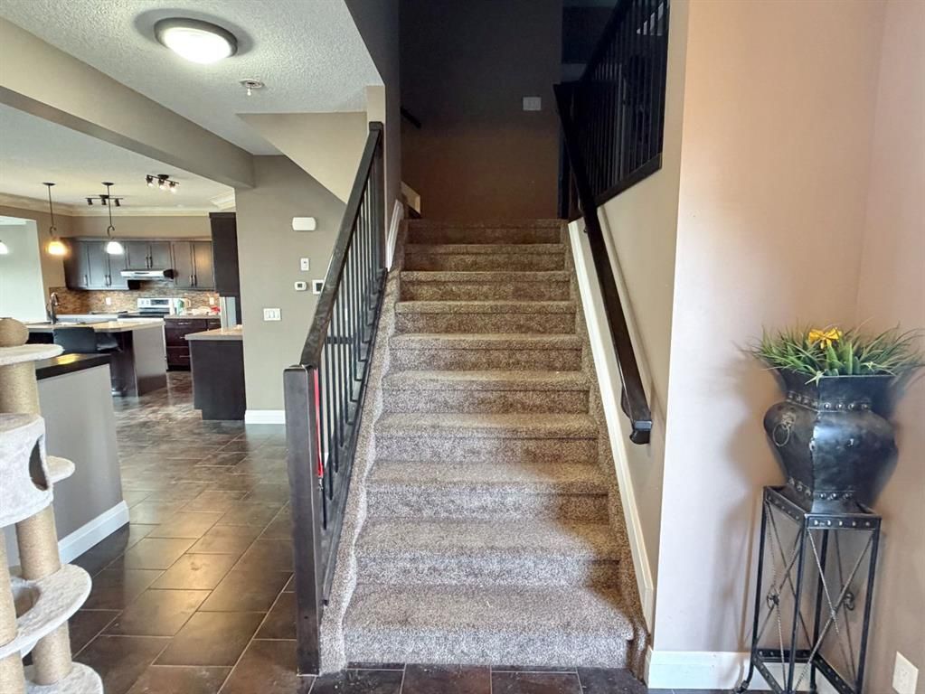 8517 70A Avenue - Photo 4