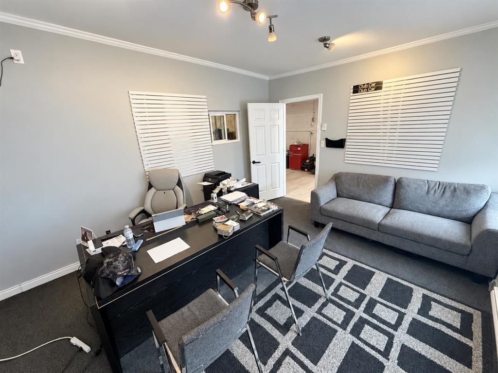 11020 89 Avenue - Photo 4