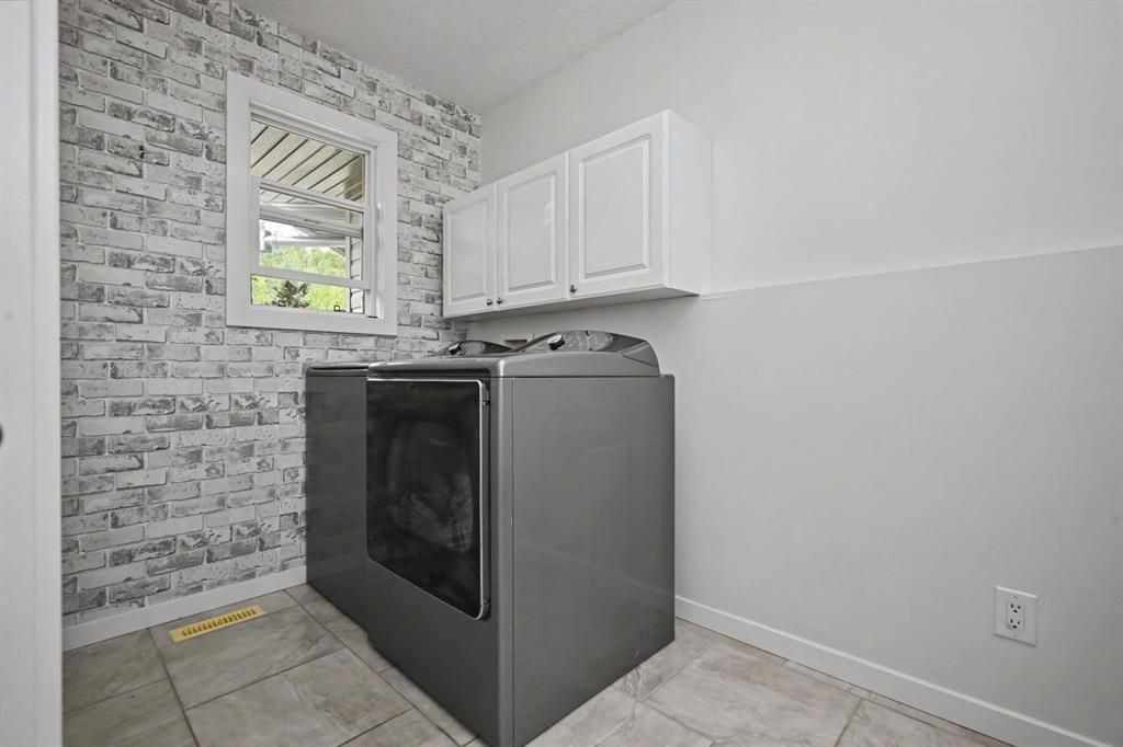 714062 51 Range  - Photo 35