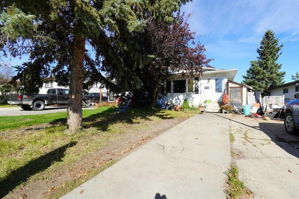 9424 123 Avenue  - Photo 1