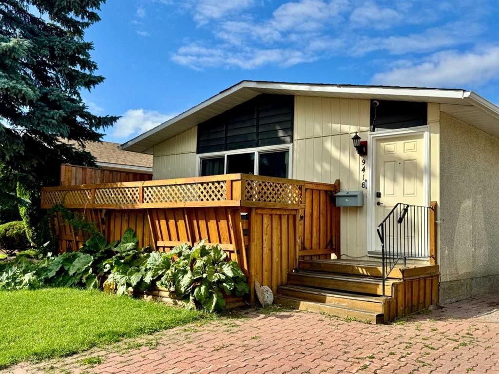 9418 80 Avenue - Photo 2