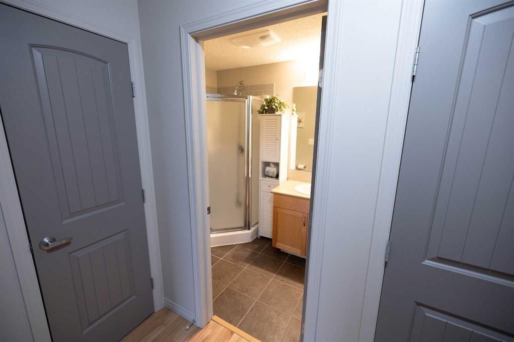 305, 12310 102 Street  - Photo 17