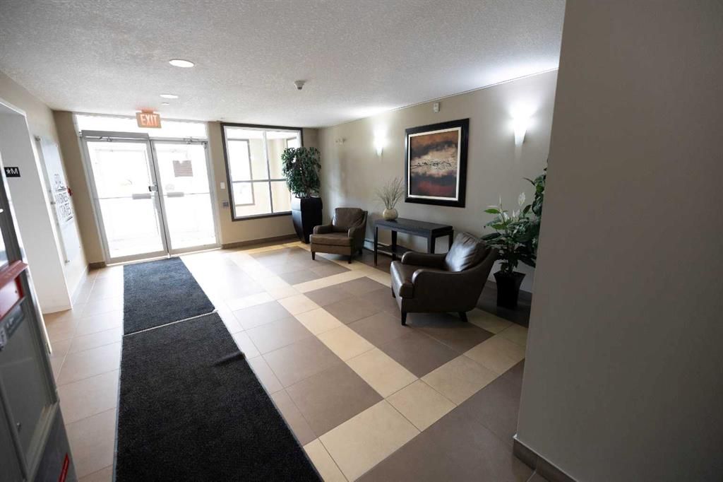 305, 12310 102 Street  - Photo 19