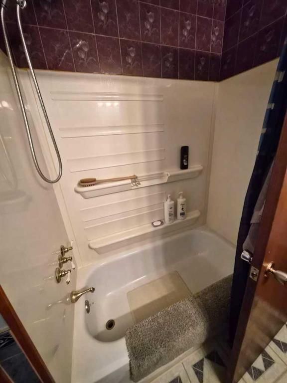 505 7 Avenue  - Photo 9