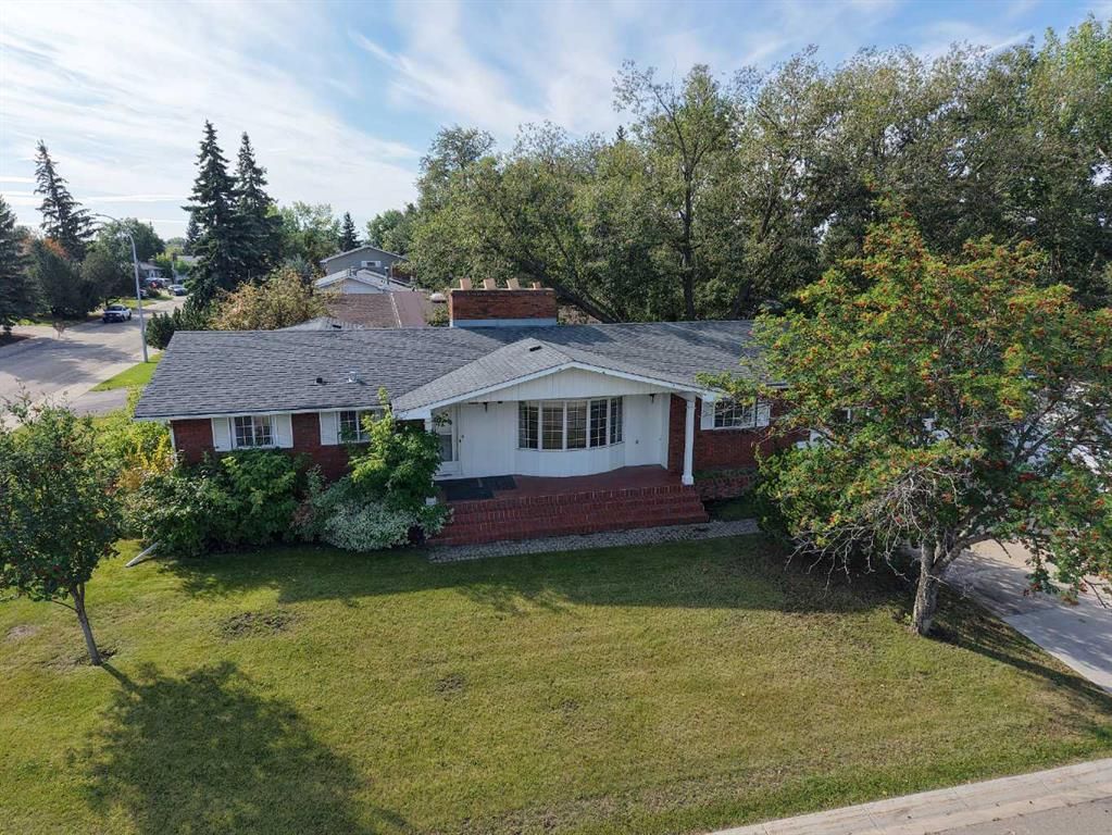 10023 86 Avenue  - Photo 3
