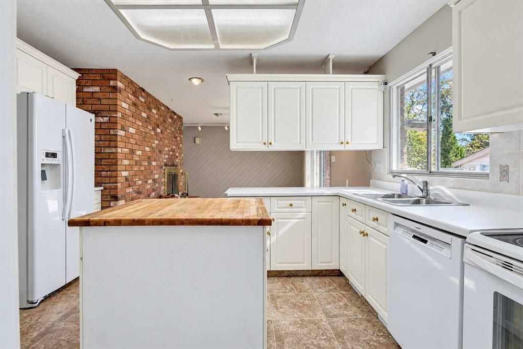 10023 86 Avenue  - Photo 8