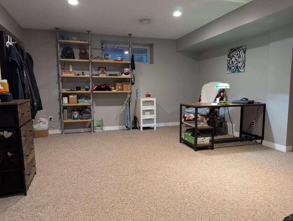 8625 Willow Drive  - Photo 26