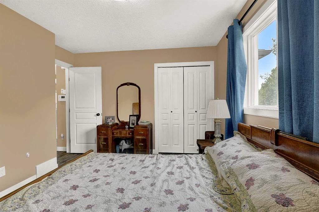 11114 60 Avenue  - Photo 34