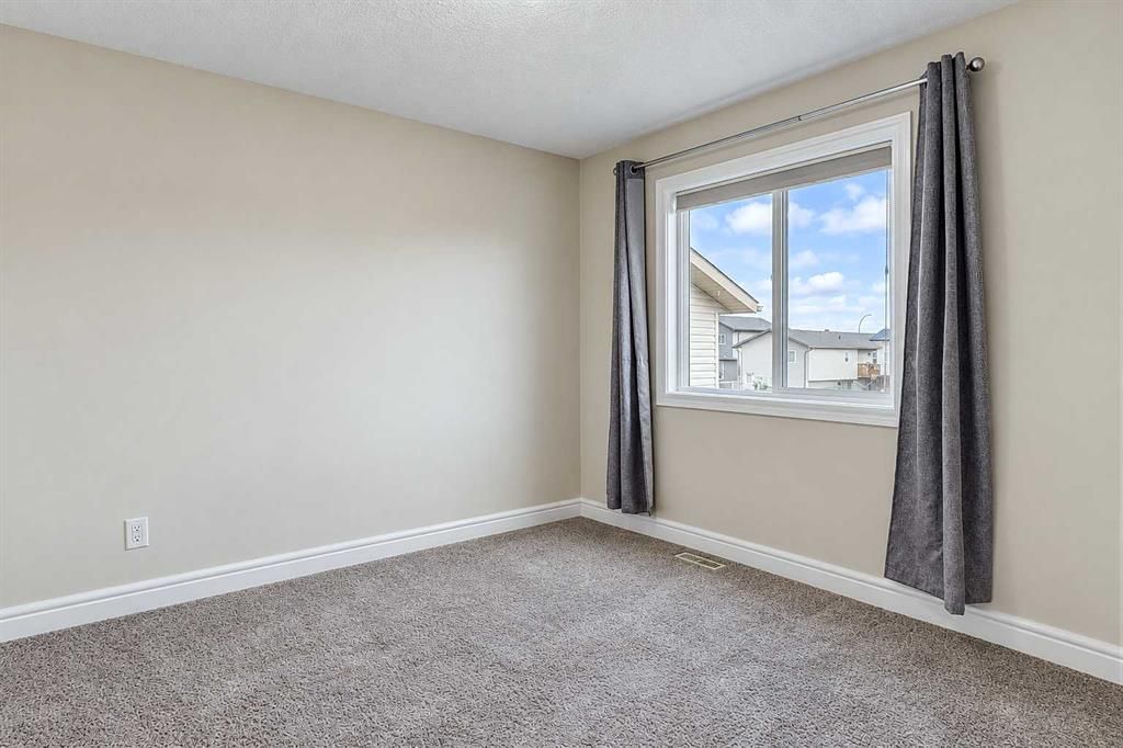 10231 85A Street  - Photo 18