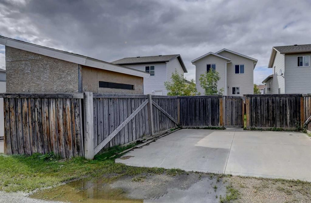 10231 85A Street  - Photo 34