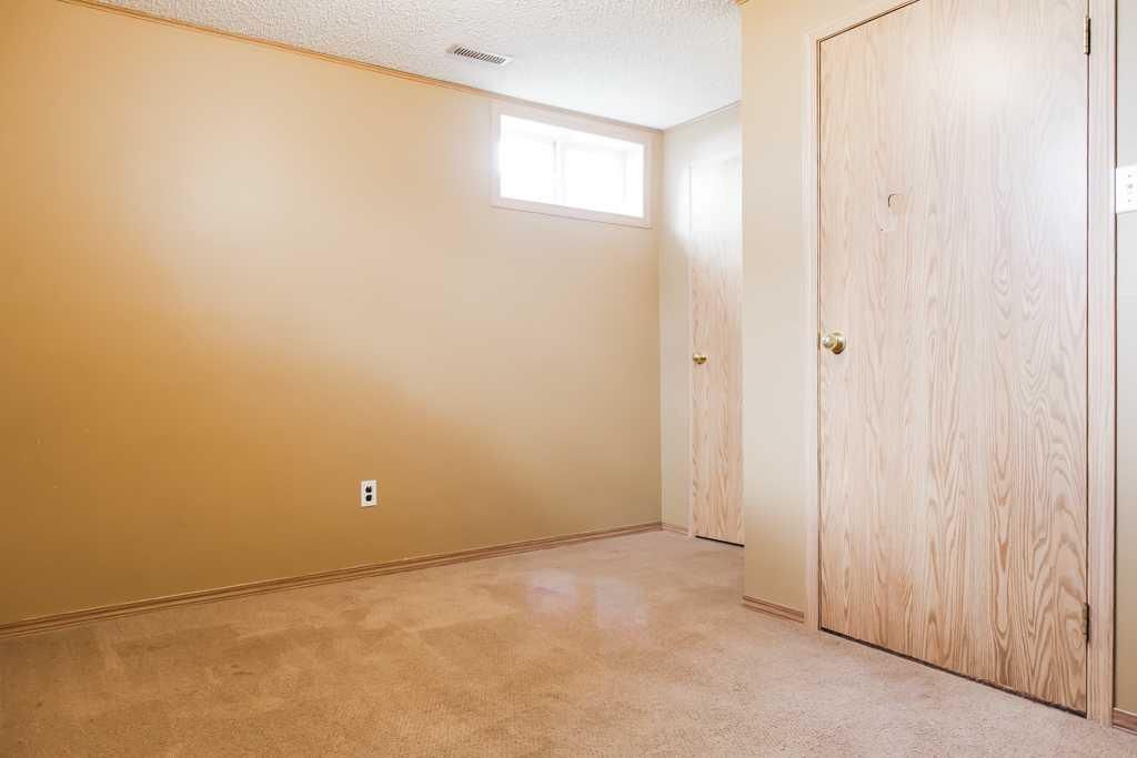 11706 98 Street  - Photo 27