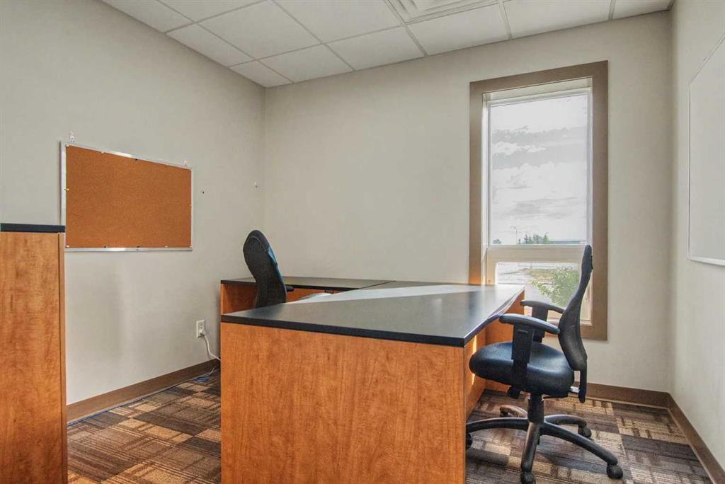 8502 115 Street  - Photo 12