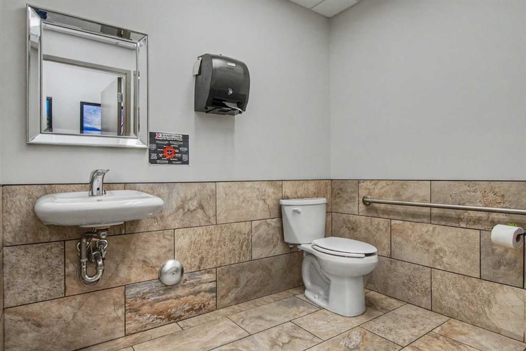 8502 115 Street  - Photo 17