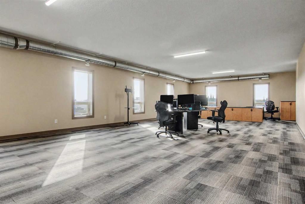 8502 115 Street  - Photo 19