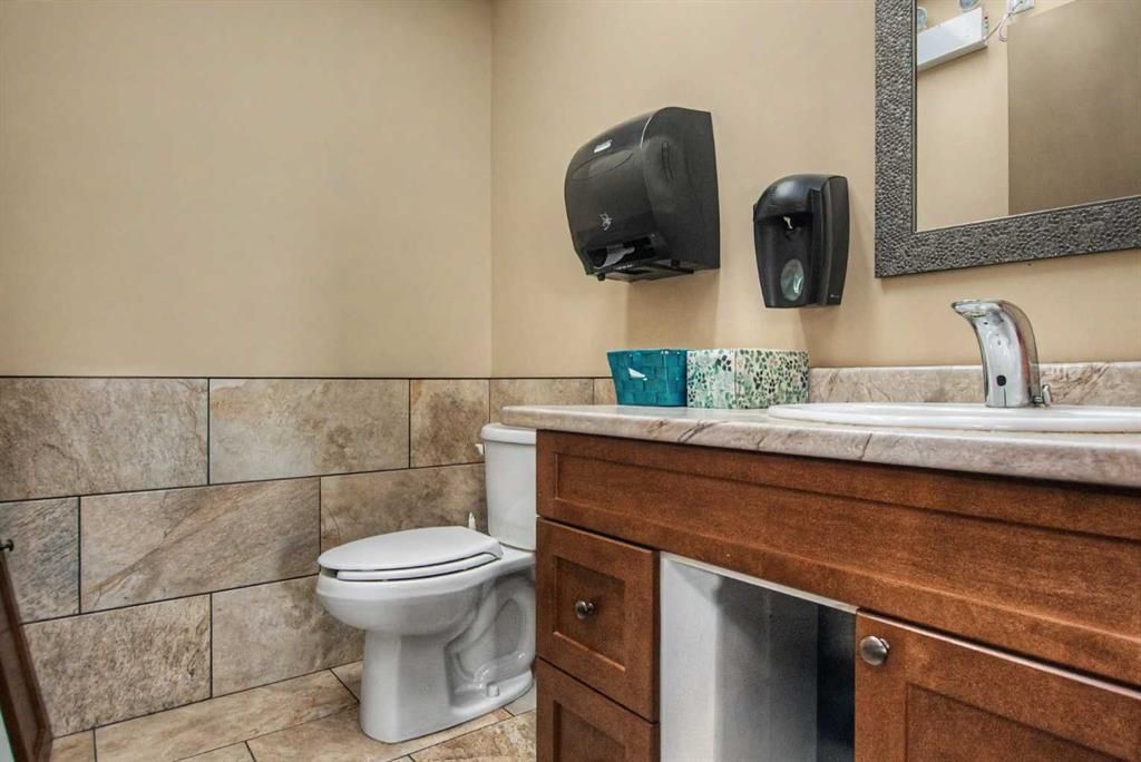 8502 115 Street  - Photo 20