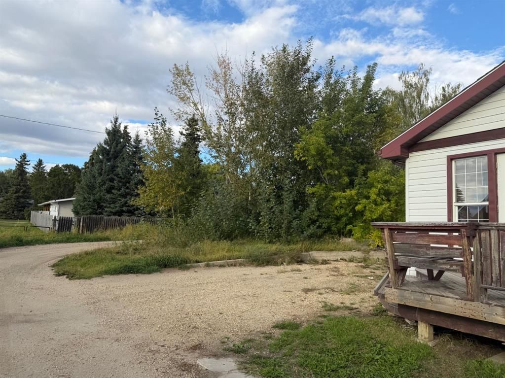 9856 104 Avenue - Photo 3