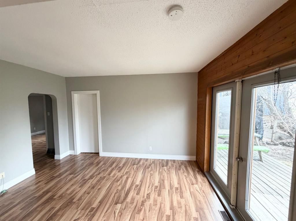 9516 102 Avenue  - Photo 5