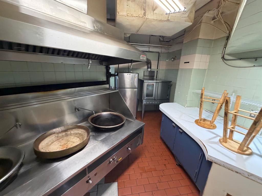 10009 101 Avenue  - Photo 13