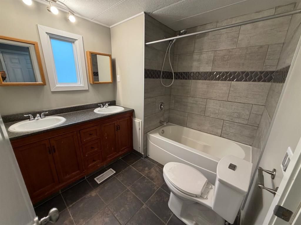 11918 98 Street  - Photo 9