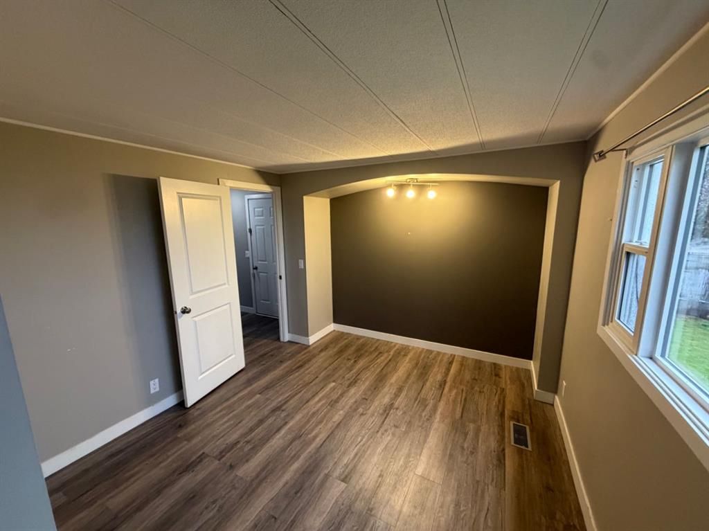 11918 98 Street  - Photo 8