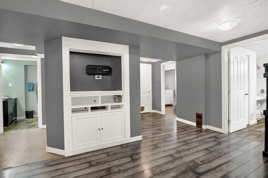 9238 111 Avenue  - Photo 23