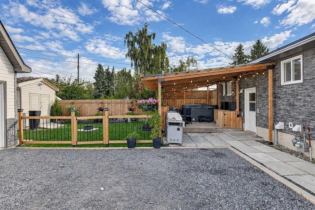 9238 111 Avenue  - Photo 32