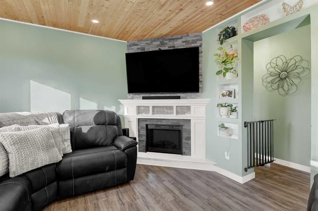 9238 111 Avenue  - Photo 6