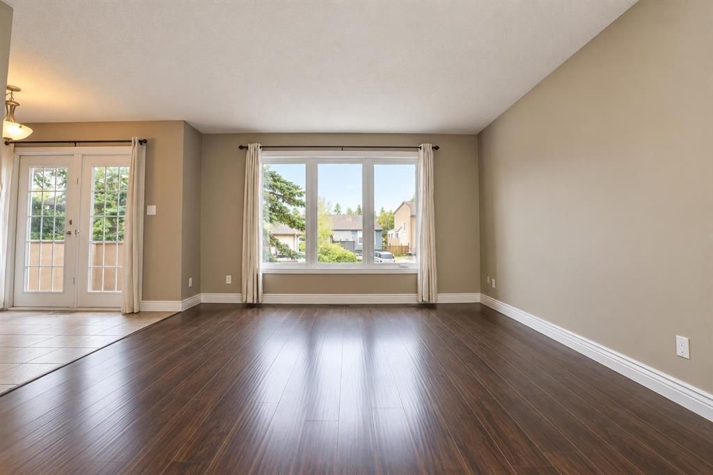 9929 71 Avenue  - Photo 2