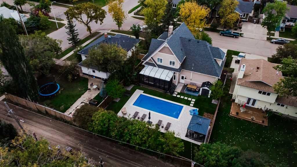 10108 95 Avenue - Photo 3