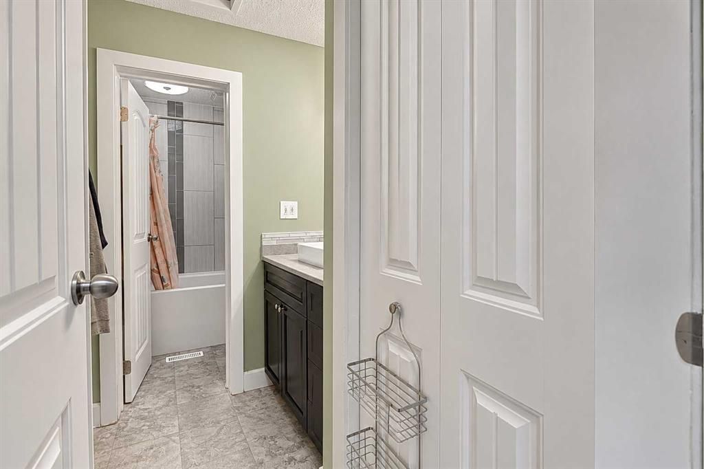 9449 69 Avenue  - Photo 11