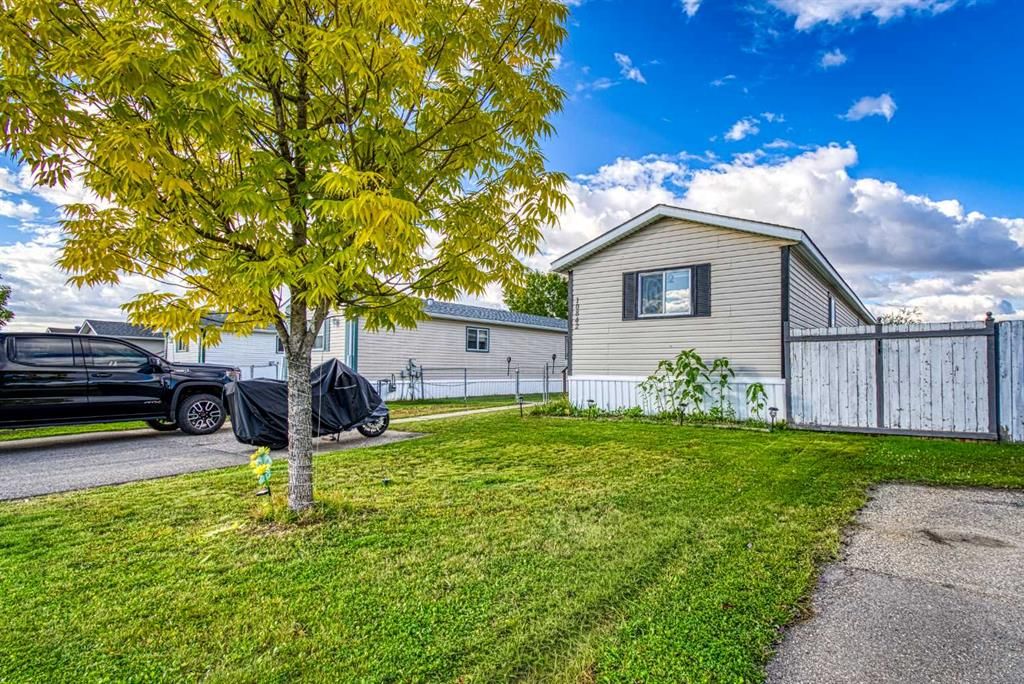 10842 96 Street - Photo 1