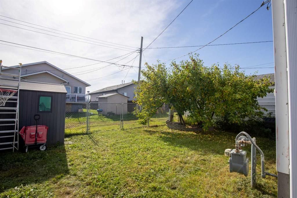 9711 103 Avenue  - Photo 16