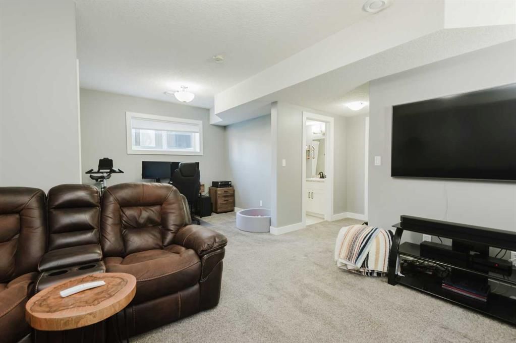 11242 59 Avenue  - Photo 35