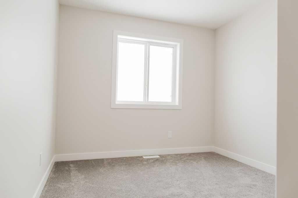 9524 114 Avenue  - Photo 33