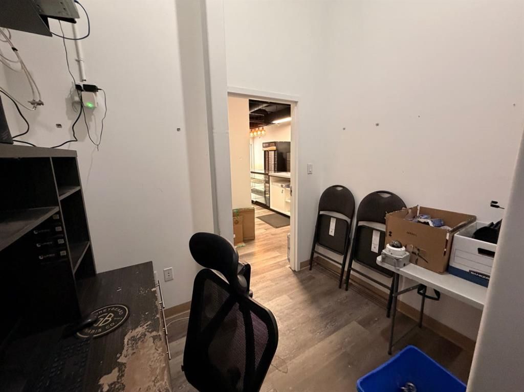 7201 99 Street  - Photo 17