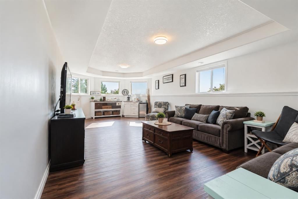1101 Redlow Drive  - Photo 21