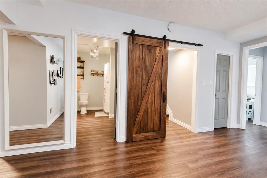 1101 Redlow Drive  - Photo 23