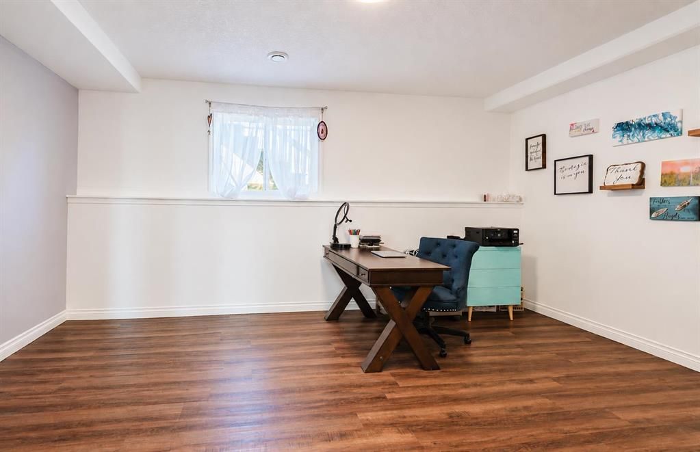 1101 Redlow Drive  - Photo 26