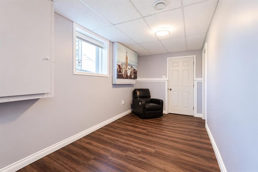 1101 Redlow Drive  - Photo 30